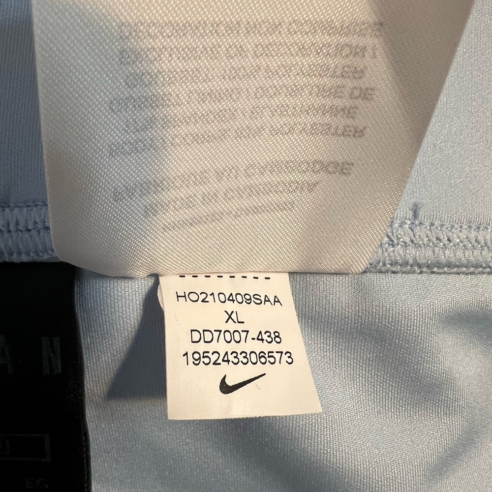 Nike Light Blue Leggings with White Jumpman - Picture 7 of 8